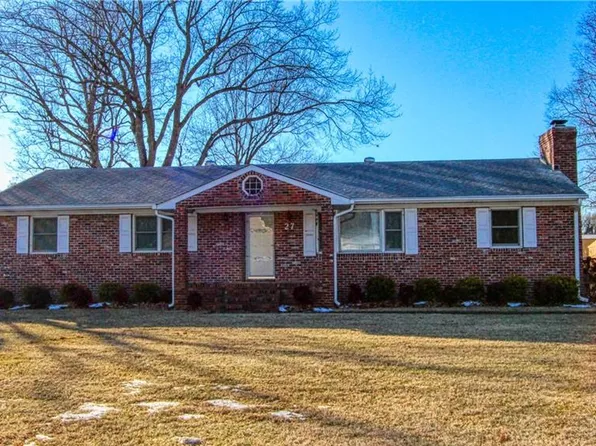 27 Harris Creek Rd, Hampton, VA 23669