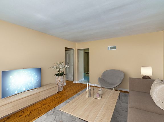 3rd image of 8950 Lamon Ave #2N