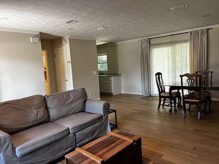 68 Dolphin Blvd E — Photo 9