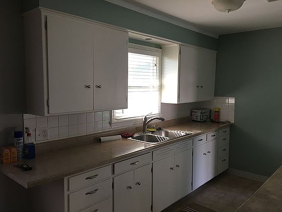 3rd image of 1040 Orlin Dr