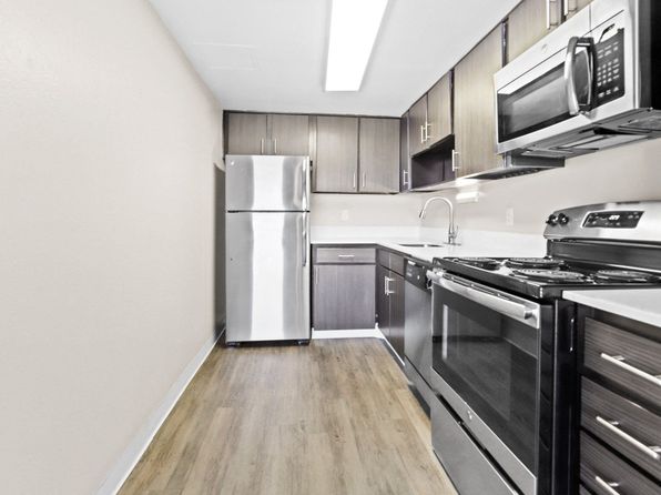 878 S Dexter St #1201