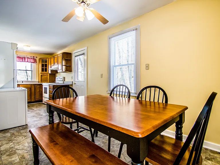 33 Welch Point Rd — Photo 10