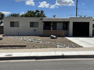 5101 Loma Alta Dr, Farmington, NM 87402