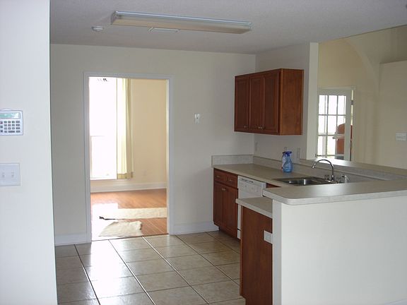 2nd image of 3959 Conway Cir