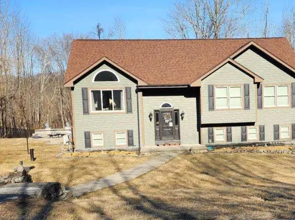 81 Logtown Road, Port Jervis, NY 12771