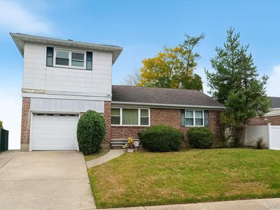 884 Troy Street, Elmont, NY, 11003