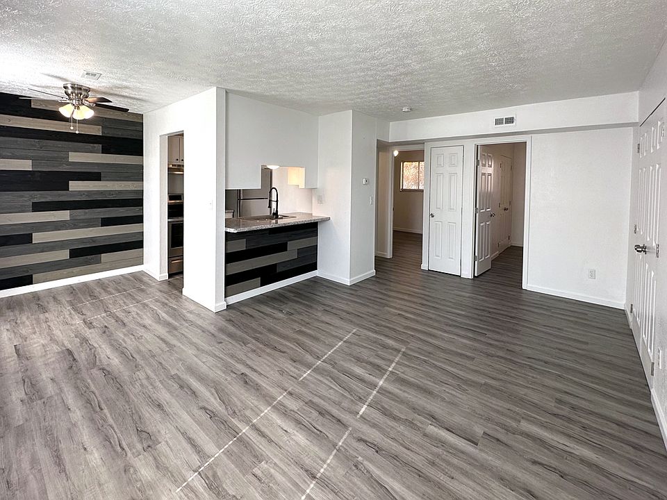 1st image of 3238 Charlotte Ct APT B