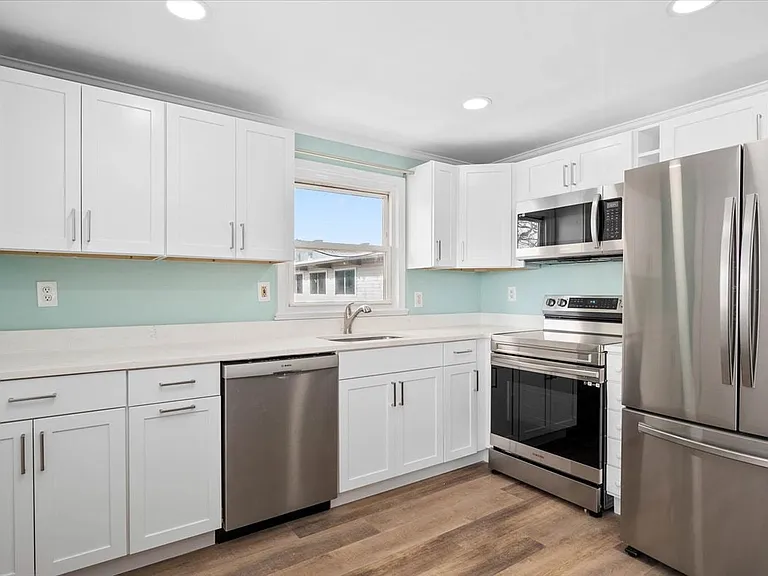 322 Bayshore Dr #2W — Photo 6