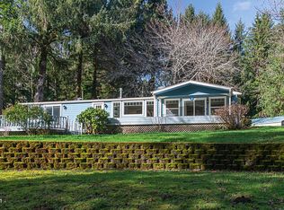 322 Leisure Ln, Siletz, OR 97380