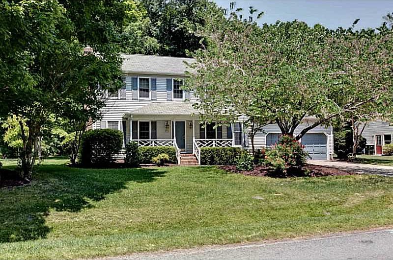 1st image of 125 Stone Lake Ct