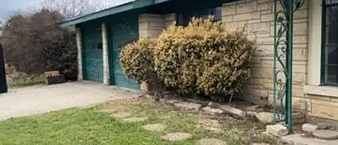 4th image of 221 Harriett Dr