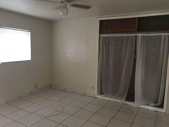 5th image of 1535 NW 8th Ave