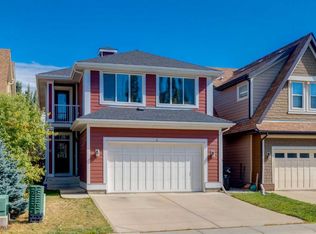 12 S Mahogany Heath SE, Calgary, AB T3M 0R5
