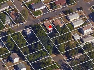 212 Quarry St, Bridgeport, CT 06606