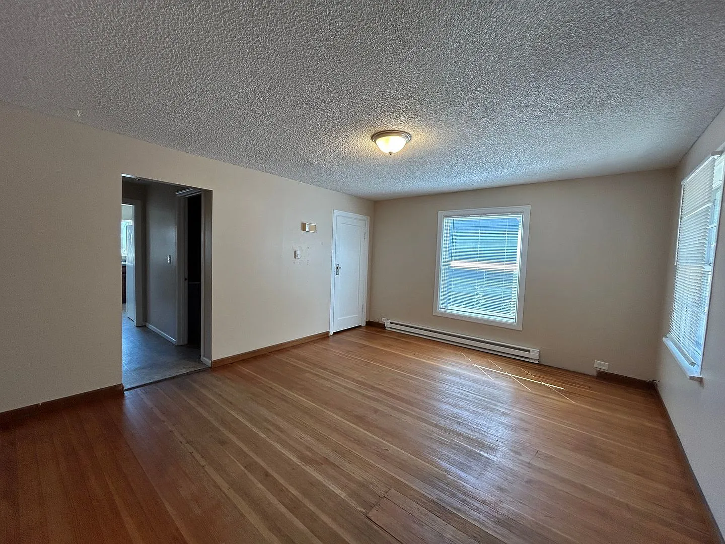 516 23rd Ave — Photo 2