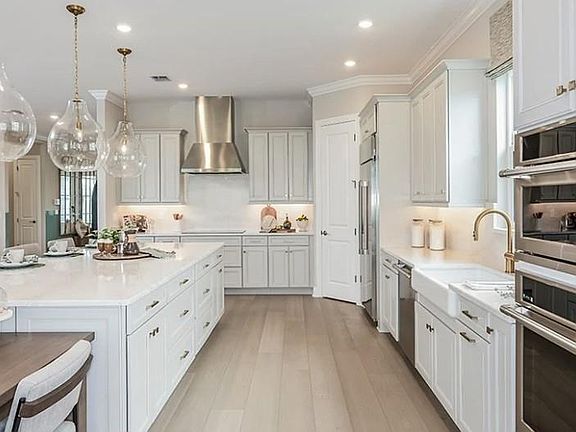 7th image of this home