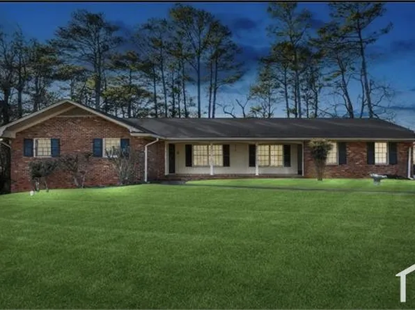 4439 Palm Springs Dr, East Pt, GA 30344