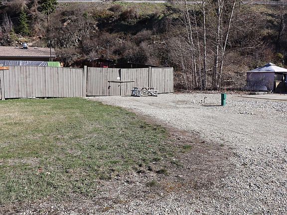 2nd image of 2633 Squilax Anglemont Rd #79