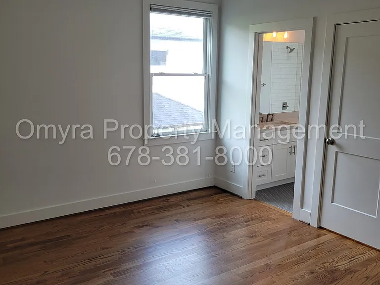 712 Glenwood Ave SE #B — Photo 8