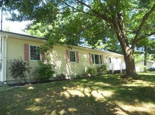 3 Woodland Hills Dr, Morrisonville, NY 12962