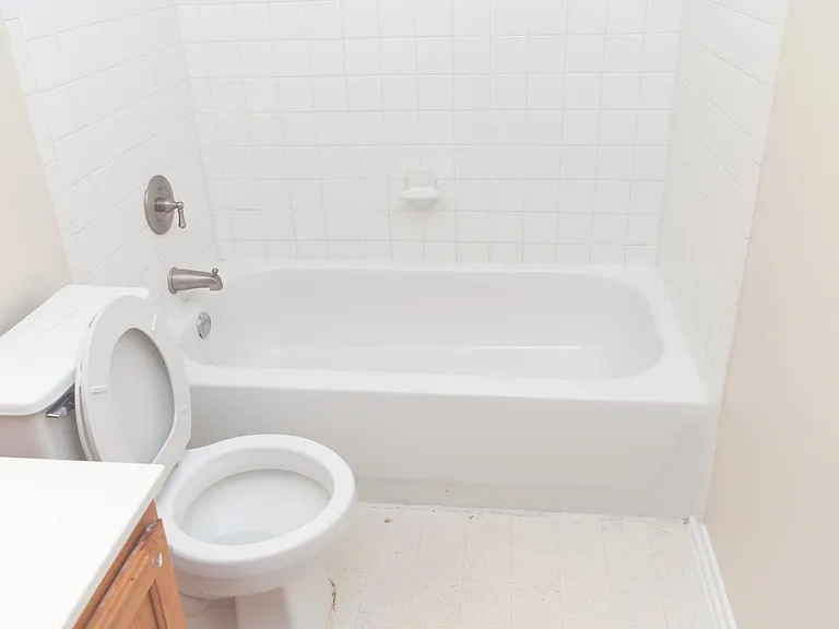 1600 Quarry Dr — Photo 24