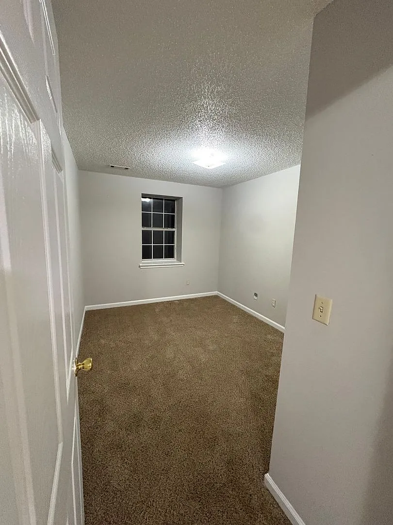 4573 Calhoun Road — Photo 4