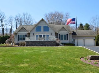 790 Lake Spangenberg Rd, Jefferson Township, PA 18436
