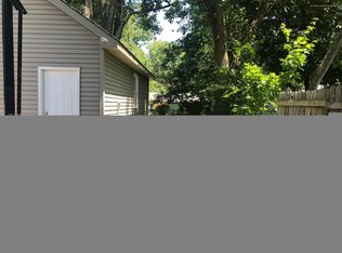 1720 Robertson Ave, Lansing, MI 48915