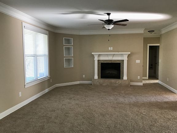 5th image of 364 Bella Rose Dr
