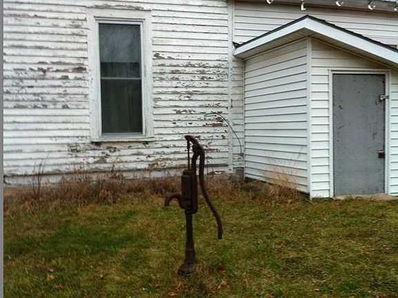 4th image of 14 School St