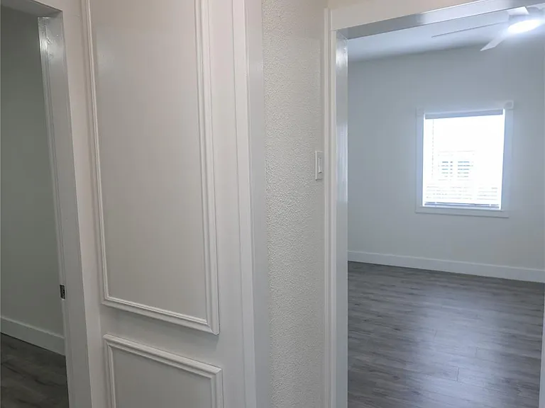 602 Higgins St — Photo 32