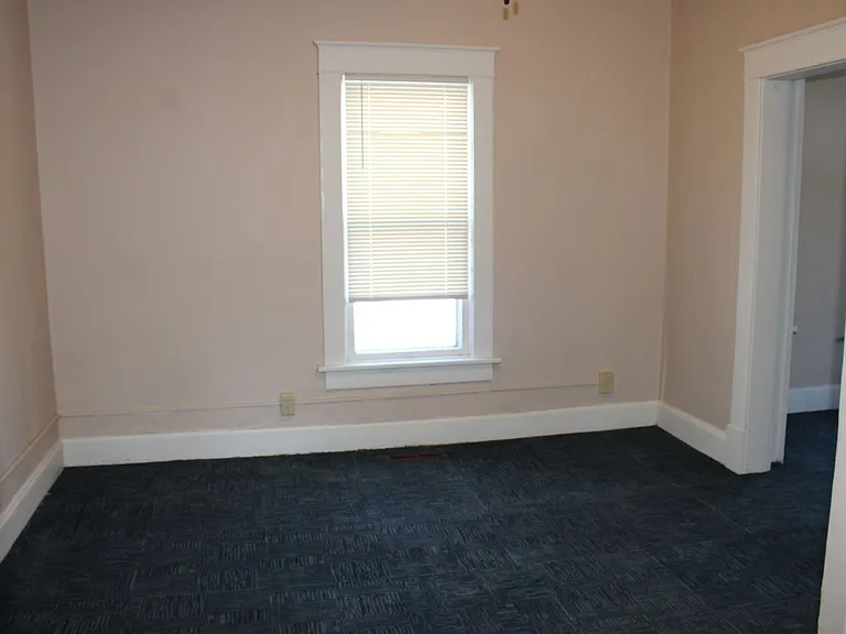 715 N 4th St — Photo 5