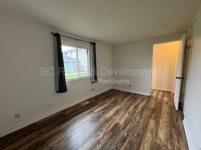 37 Tonset Ct — Photo 14