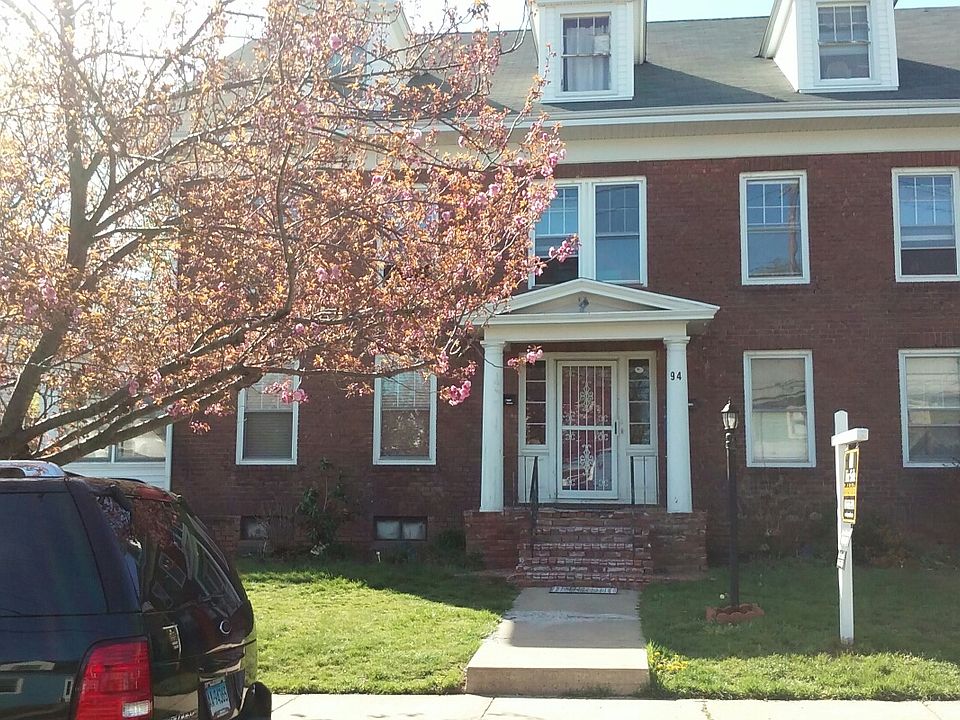 1st image of 94 Bradley Ave