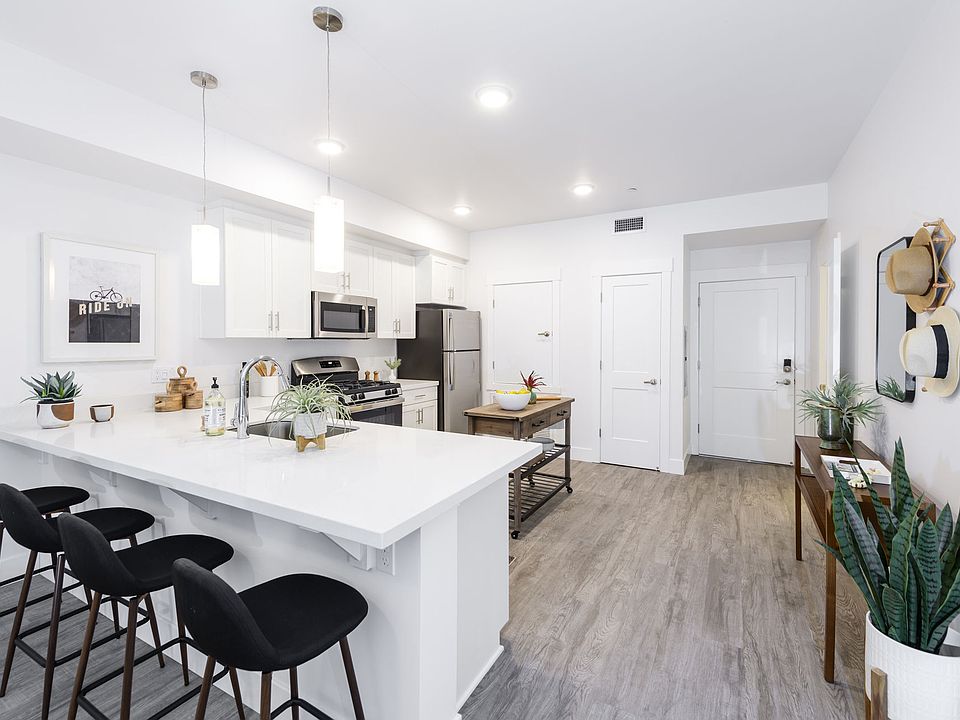 Open Kitchen