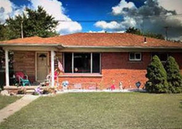 1st image of 3061 Ferris Ave