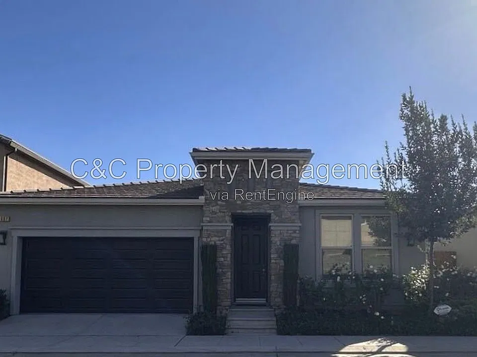 1407 E Via Azzurra Way