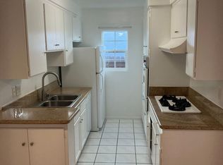 11707 Kiowa Ave #4, Los Angeles, CA 90049
