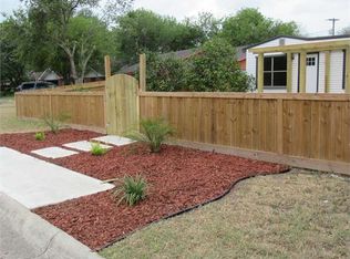 1905 N 13th St, Harlingen, TX 78550