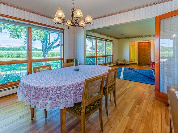 5th image of 20757 Burnham Ave