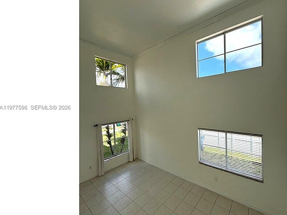 5th image of 11276 SW 245th St