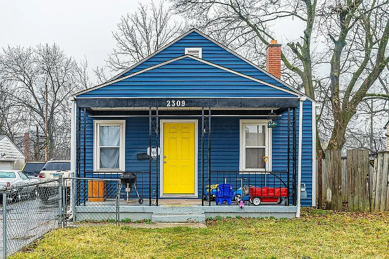 2 Bedroom Available Immiediately — Photo 2