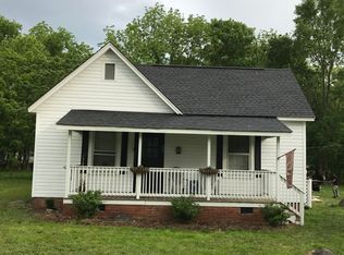22 7th St, York, SC 29745