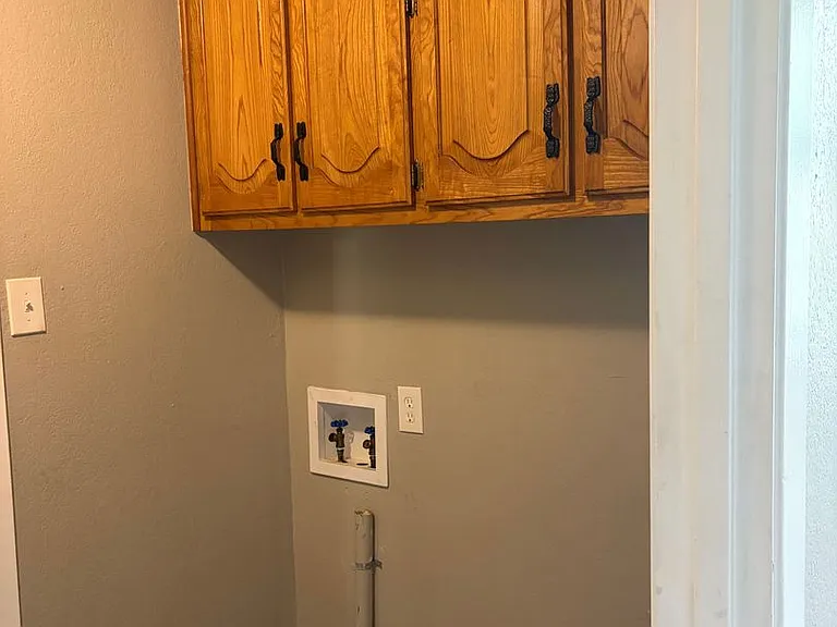 200 Ouida Dr — Photo 15