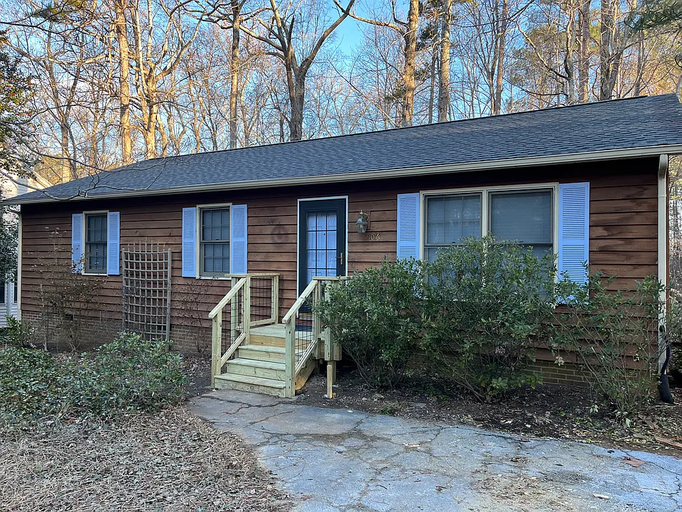 1016 Alexander Stewart Dr