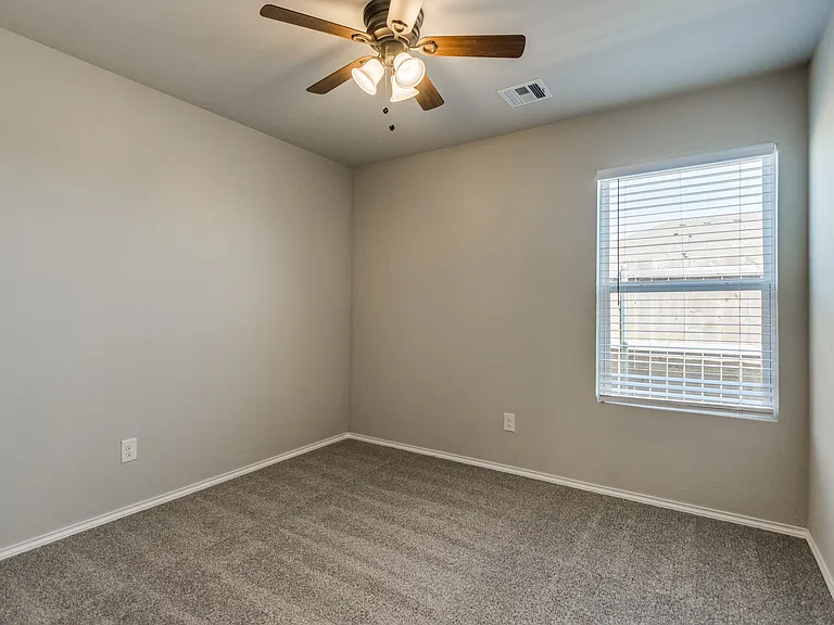 626 Audrey Dr — Photo 29