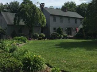 50 Fairway Dr, Seekonk, MA 02771