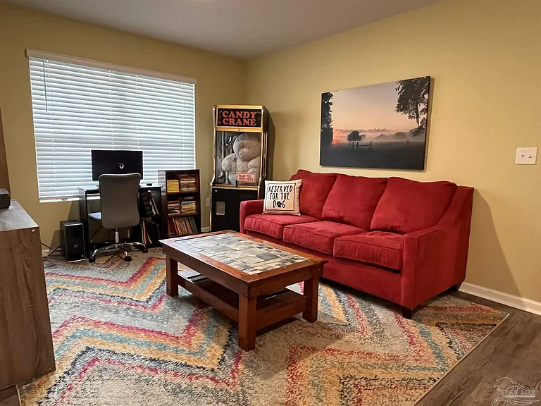 5375 Peach Dr — Photo 22