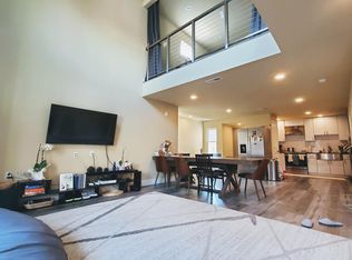 1009 Spring St #F, Philadelphia, PA 19107