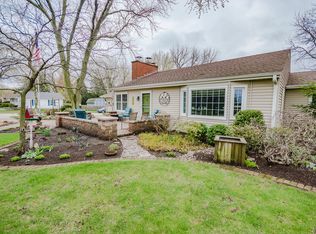 212 E Fairview Dr, Dekalb, IL 60115
